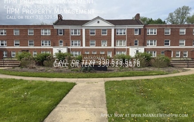 Building Photo - 20855 Chagrin Blvd Unit CH-55-1