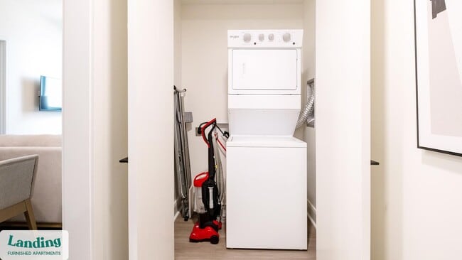 425 20th St S Unit 207