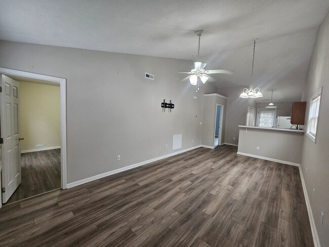 Photo - 834 Southern Charm Dr