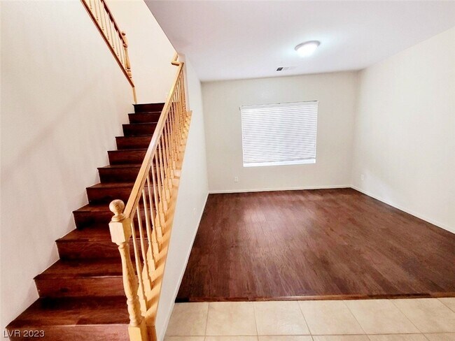 Photo - 11240 Woodland Violet Ave