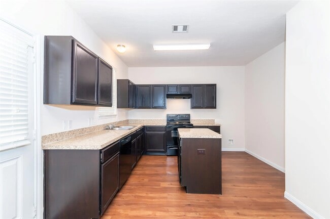 Photo - 6254 Brenwood Cir