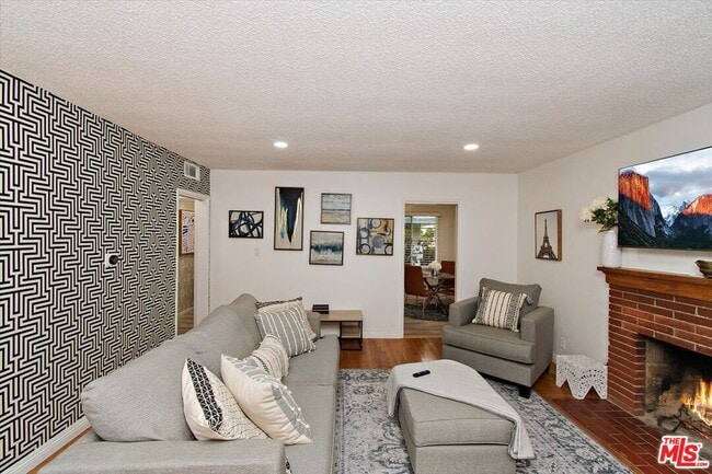 2224 W Imperial Hwy Unidad 1