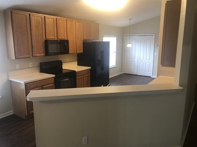 Photo - 1804 Saw Lake Dr