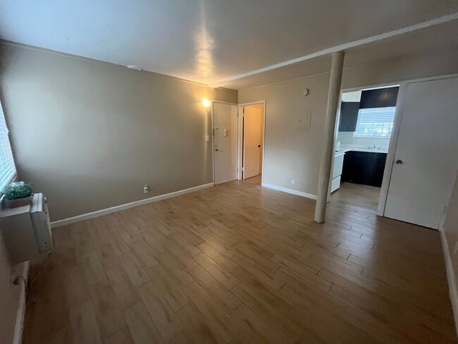 Photo - 24370 Newhall Ave Unit 8