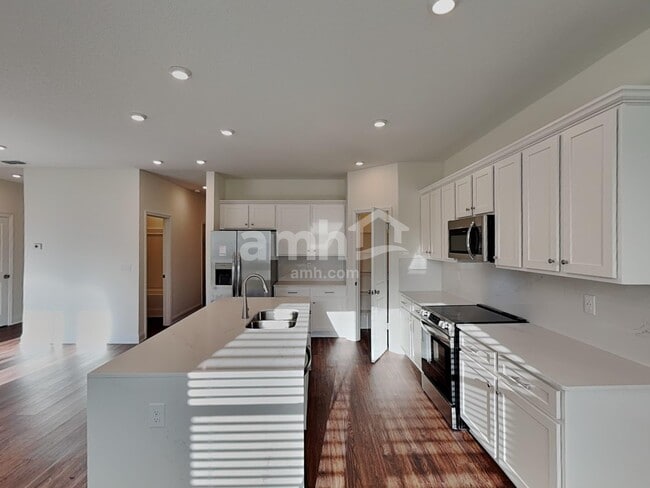 Photo - 276 Onate Cir