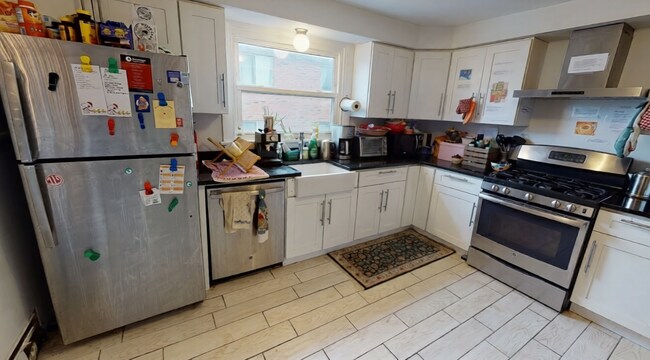 Photo - 22 Murdock St Unit 2