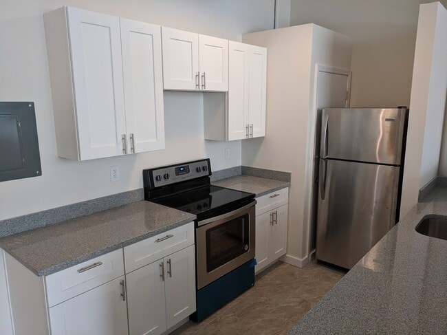 Photo - 5850 Centre Ave Unidad # 508