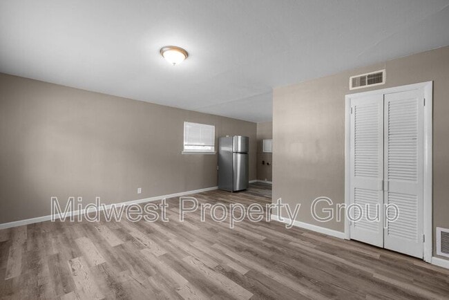 Photo - 23 Juno Dr