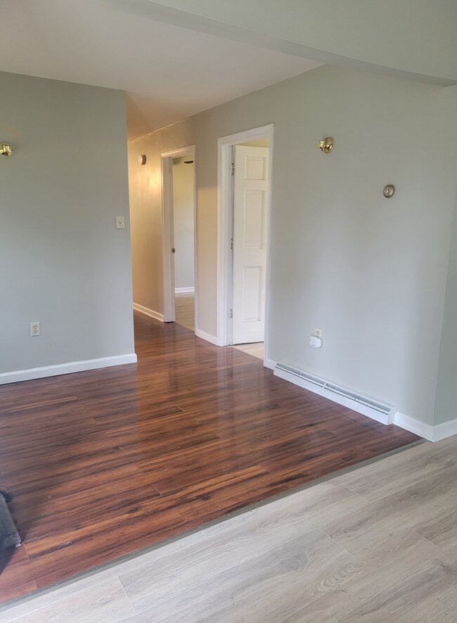 Photo - 1087 Commonwealth Blvd