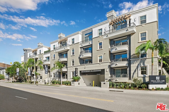 Building Photo - 130 S Sepulveda Blvd Unit 107 Rental