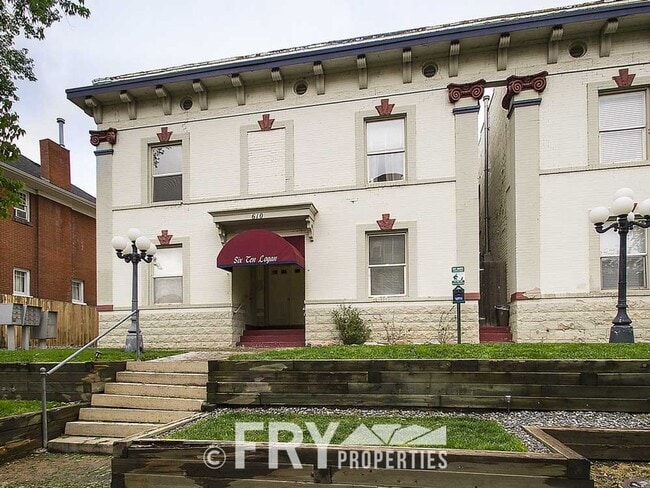 Building Photo - 610 Logan St