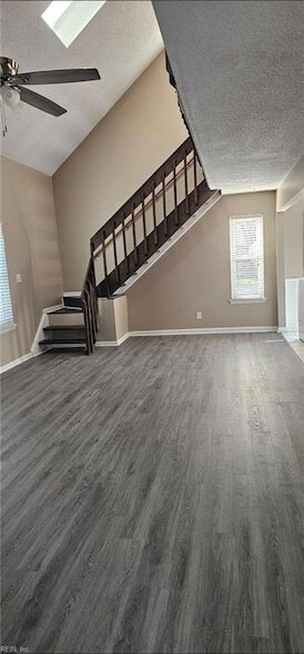 Photo - 1720 Rueger St