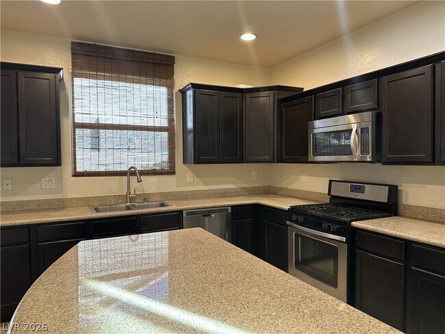 Photo - 10 Tribute Peak Way