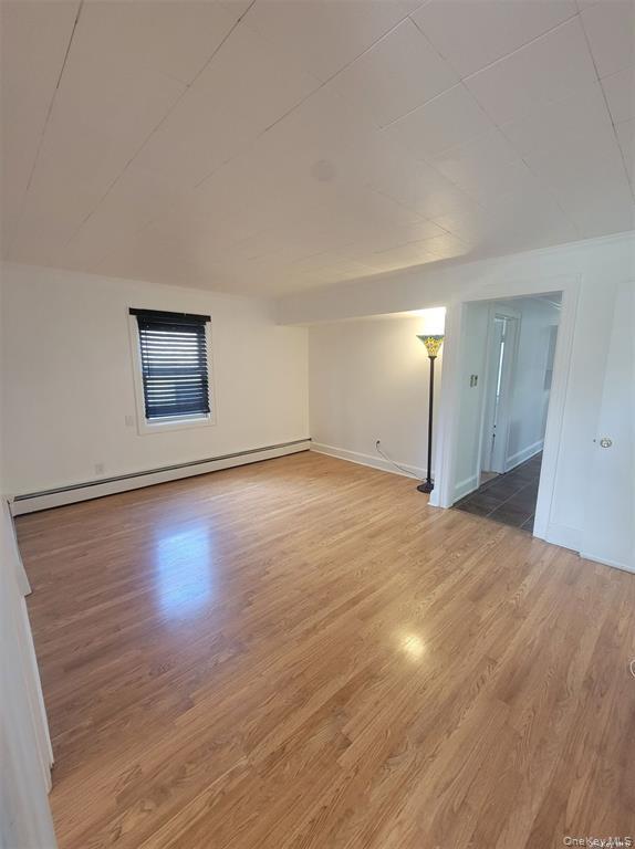 Photo - 359 Erlanger Blvd