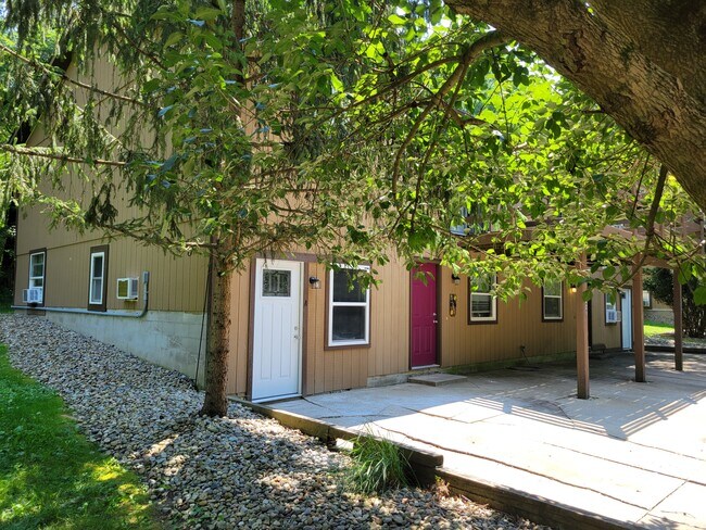 Hidden Pines Townhomes