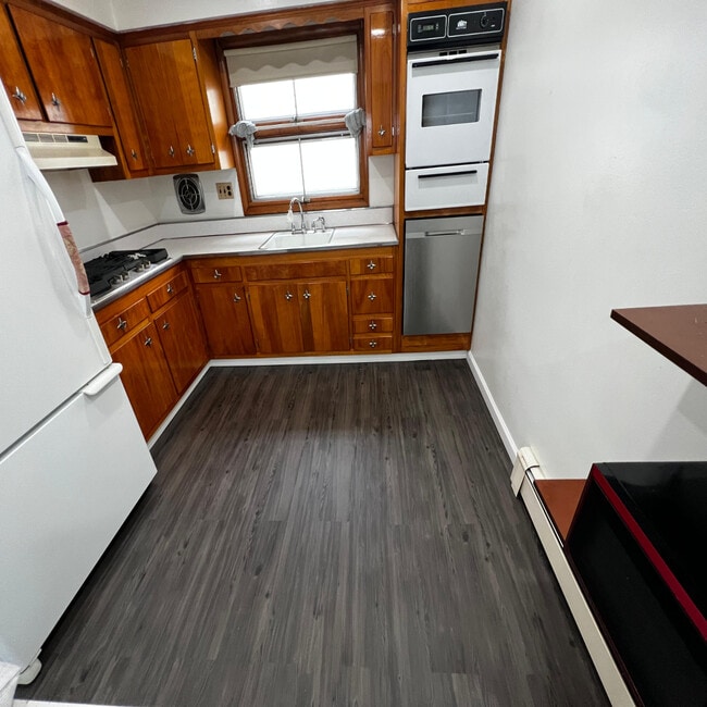 Building Photo - 269 Manhattan Ave Unit 2nd floor Rental