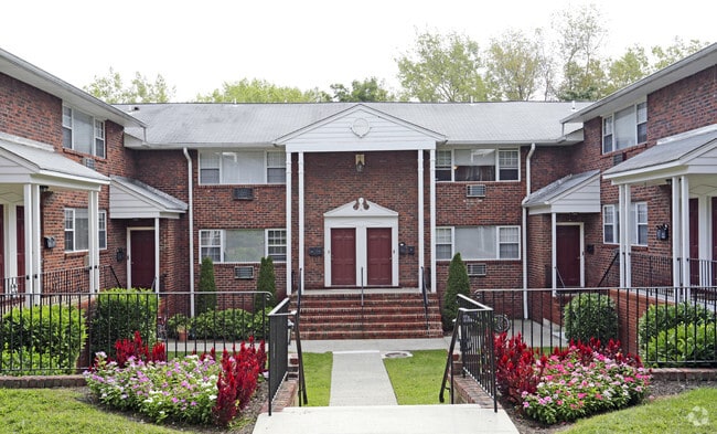 Willow Gardens