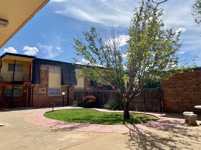 Photo - Shiloh Apartments