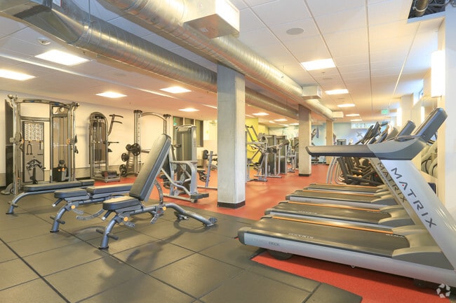 Fitness Center - Rincon Green