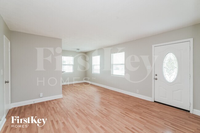 Photo - 3805 W Rogers Ave