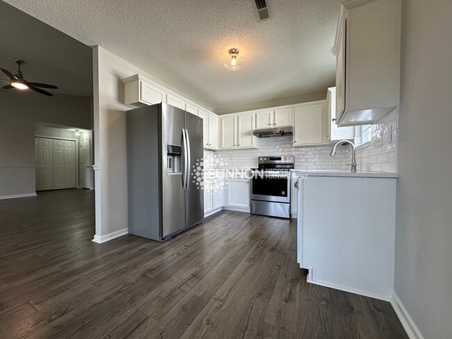 Photo - 3 Bed 2 Bathroom Ranch Home in Steel Creek