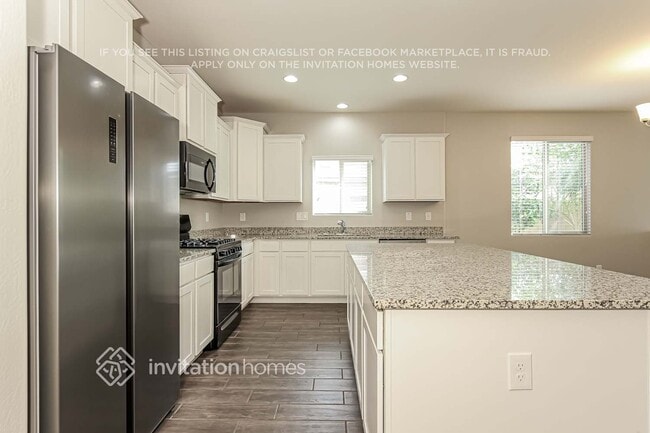 Photo - 13435 W Desert Moon Way