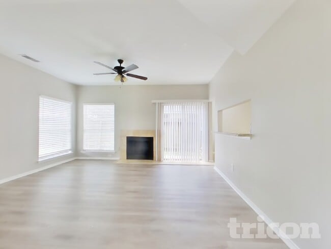 Photo - 16330 Tiburon Way