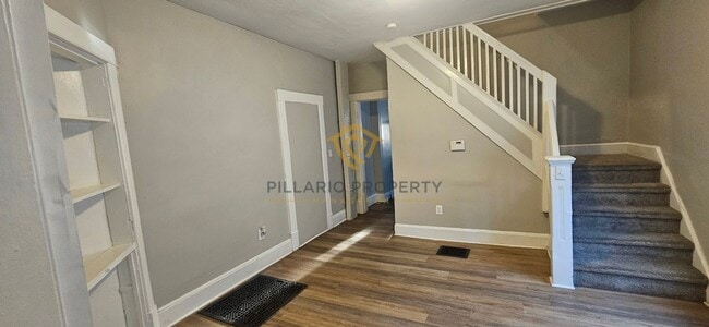 Photo - 3329-3331 Boulevard Place Unit 3329 Boulevard Place