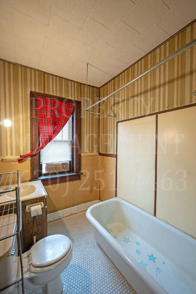 Photo - Studio Apartment - All Bills Paid Unit Apt. #09