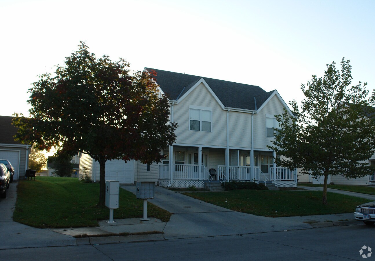 Photo - Clark Place Apartments