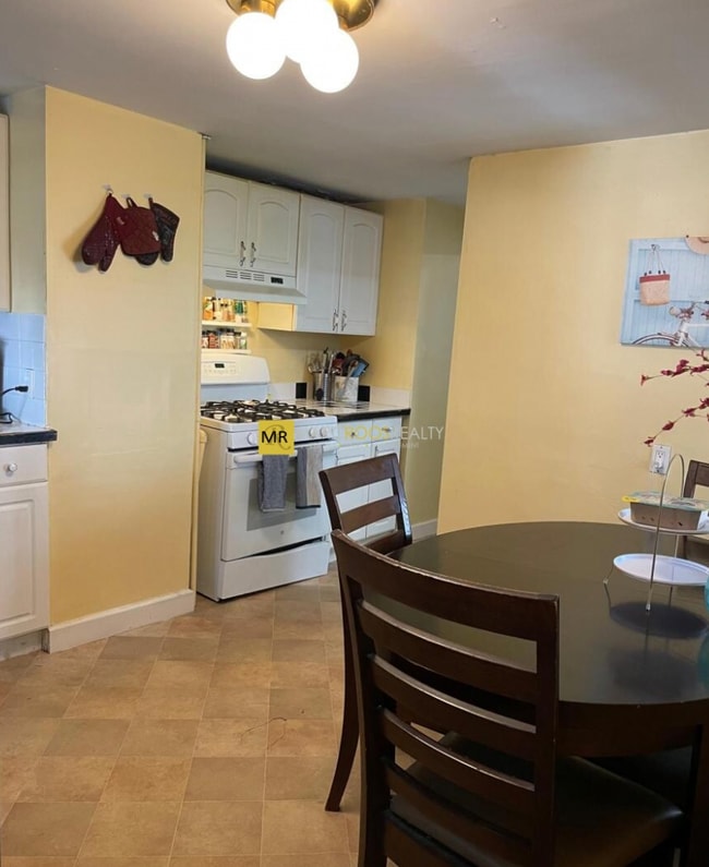 Photo - 337 Dorchester St Condo Unit 1