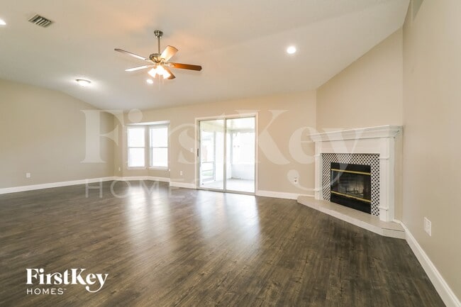 Photo - 1913 Belhaven Dr
