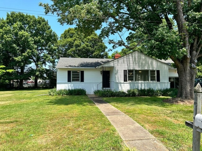 Photo - 315 Natchez Rd