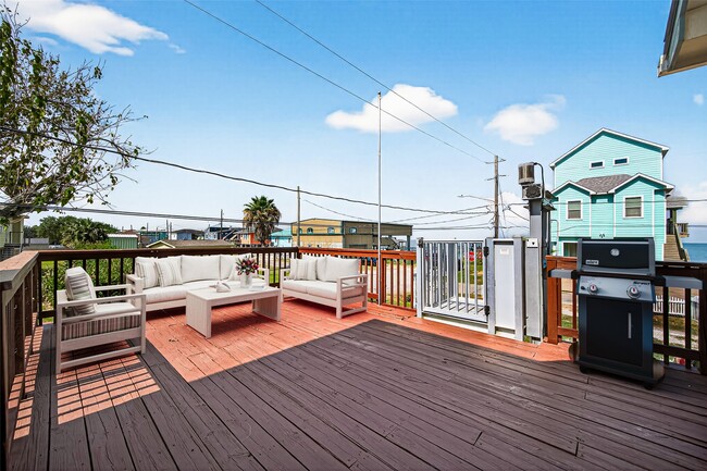 Building Photo - 115 12th St Rental