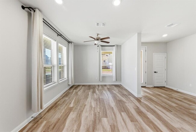 Building Photo - 7917 Mellencamp Dr