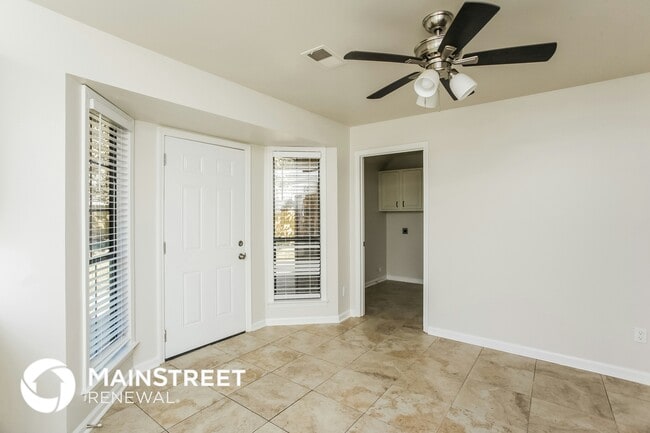 Photo - 4461 Green Creek