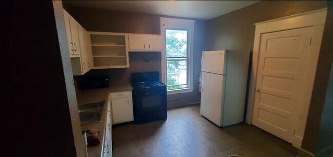 2201 Fairfield Ave