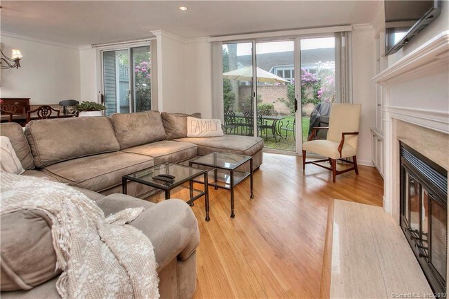 Photo - 1400 Post Rd E Unit 12