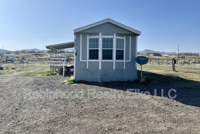 Photo - 5421 Victory Blvd