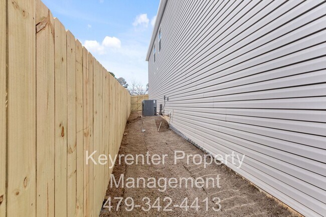 Photo - Spacious Home in Fayetteville!