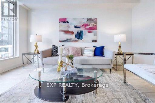 Photo - 576 Front St W Unit 1116