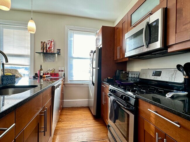 Photo - 12 Wensley St Unit 1