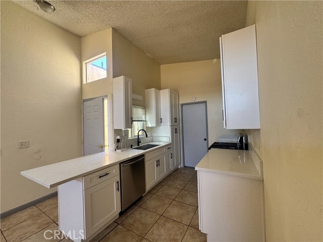 Photo - 16209 Juniper St