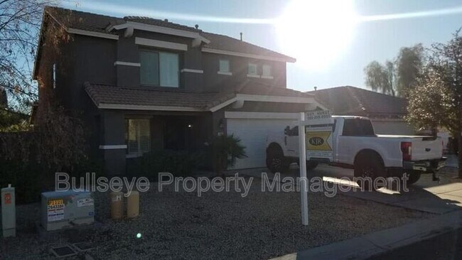 Photo - 665 E Maddison St