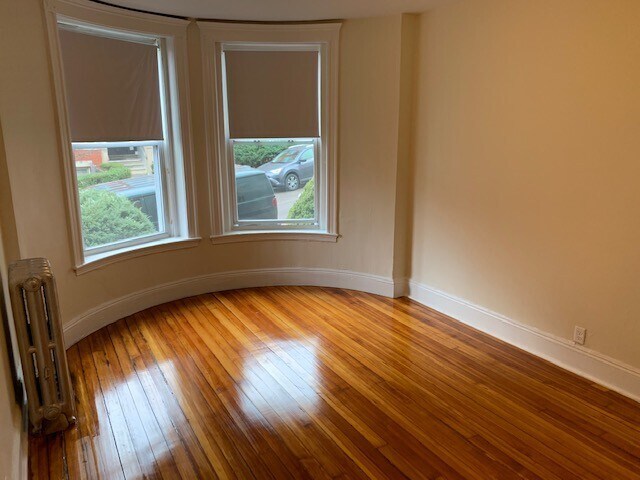 Photo - 18 Mt Hood Rd