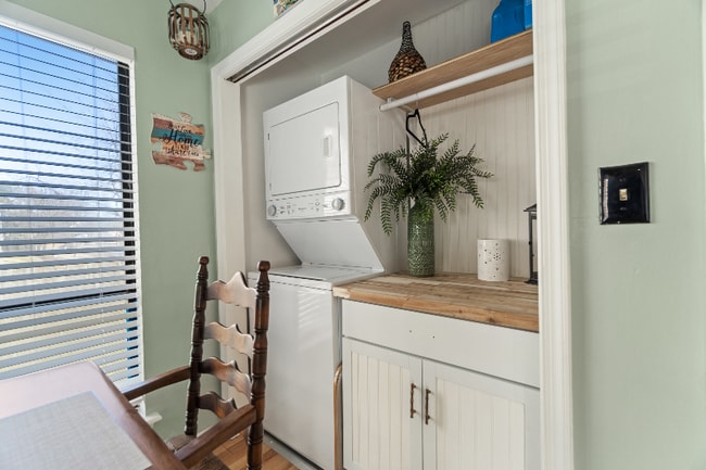 Photo - 4726 Hollis Rd