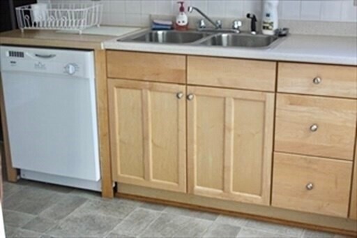 Photo - 249 Tremont St Unit 1