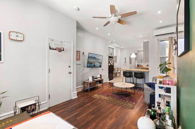 Living Room 3 - 779 N 27th St Unit 1