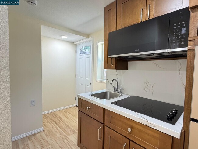 Photo - 1417 Arlington Blvd Unit ADU