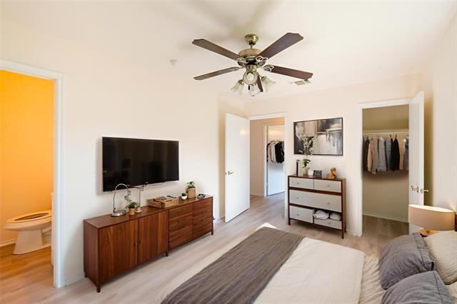 Photo - 714 E 12th St